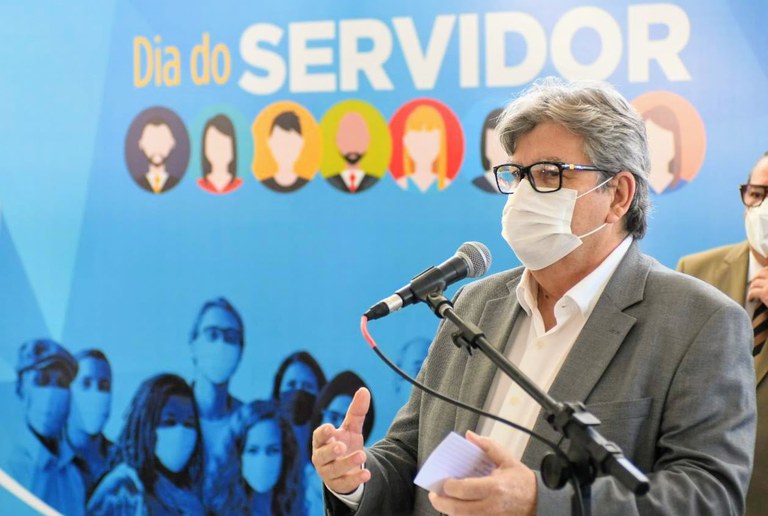 João Azevêdo destaca compromisso e agradece aos servidores estaduais pela qualidade dos serviços prestados à população