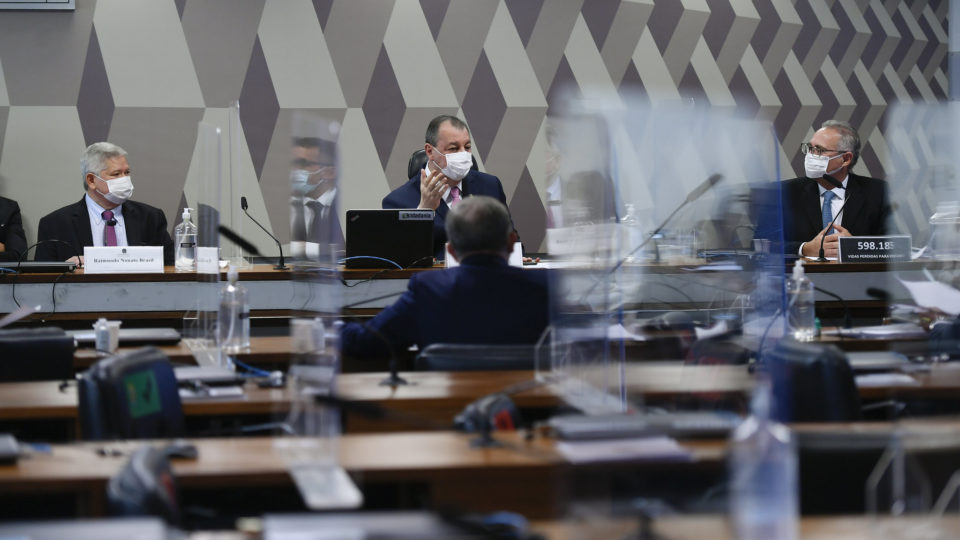CPI retira senador Luis Carlos Heinze da lista de pedidos de indiciamento