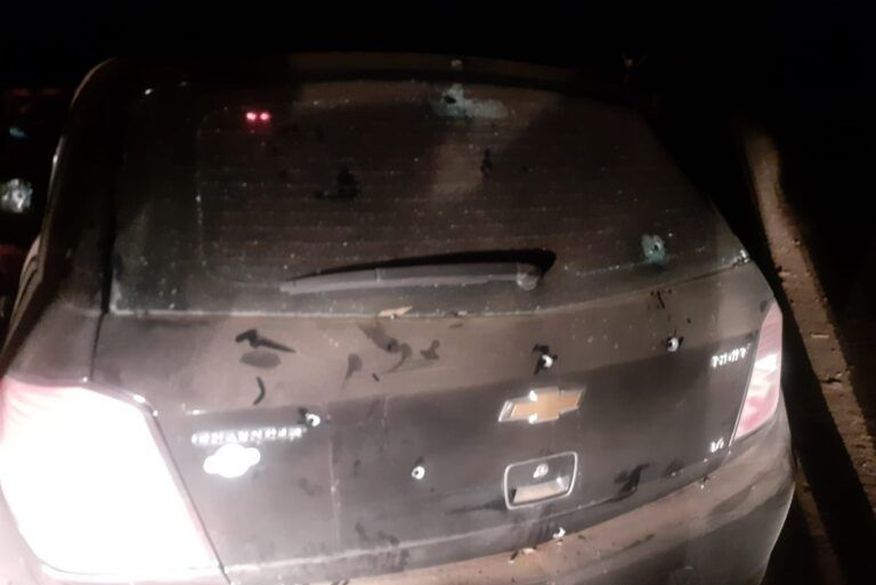Vereador de Monteiro tem carro alvejado a tiros durante tentativa de homicídio