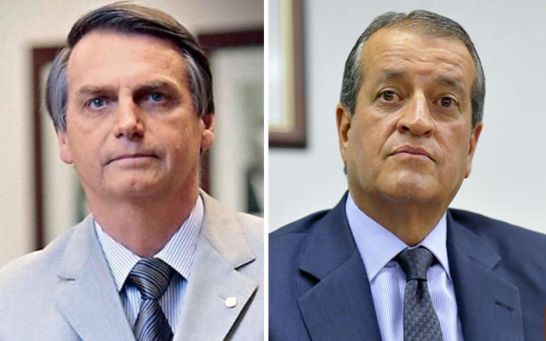 Em conversa com Valdemar Costa Neto, Bolsonaro avisa que vai se filiar ao PL