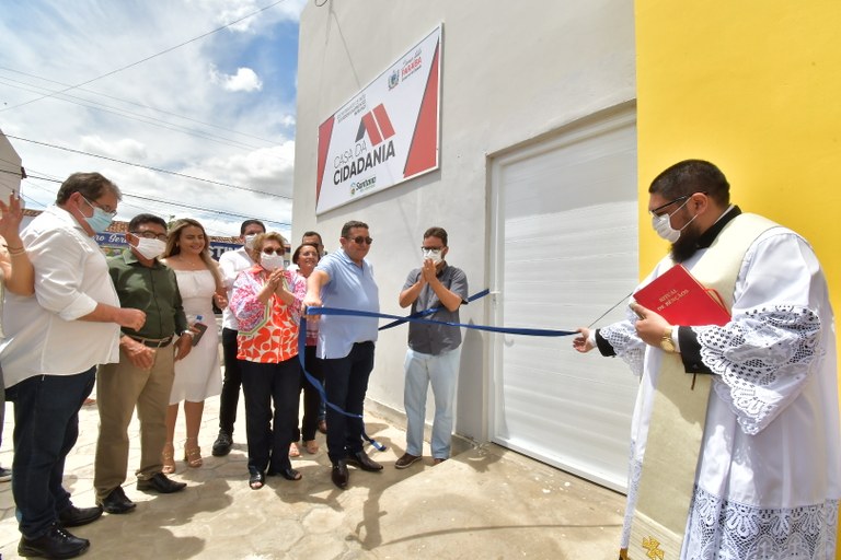 Governo entrega Casa da Cidadania no município de Santana dos Garrotes