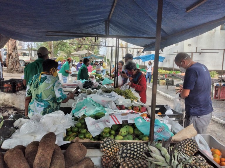 Feira do agricultor familiar reabre em Campina Grande