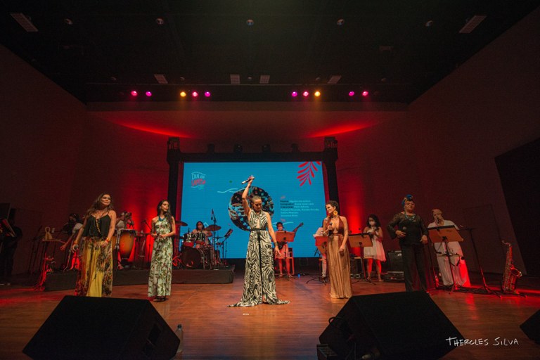 Programa Espaço Cultural tem TBT do Dia do Samba e lançamento de singles paraibanos