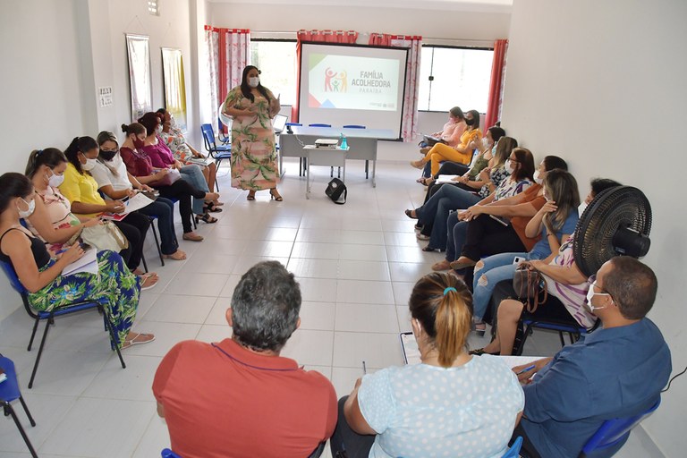 Começam ações para implementação do Serviço de Família Acolhedora em Barra de Santana