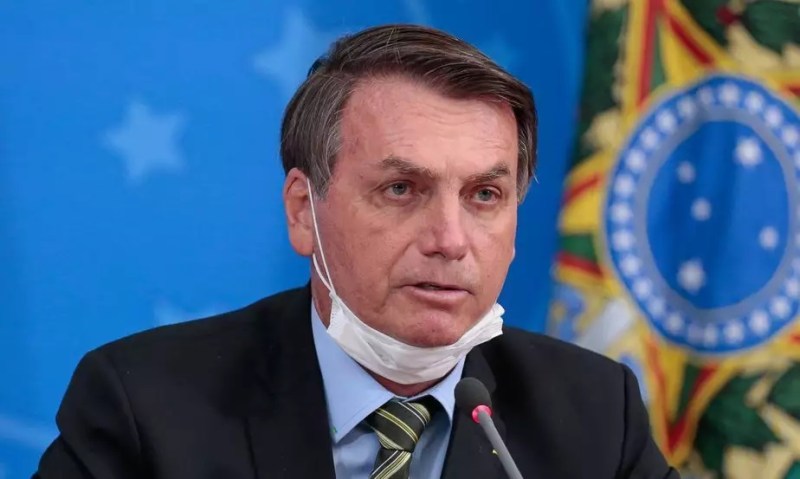 Bolsonaro terá que fazer 5 testes de Covid-19 antes de reunião com governo russo