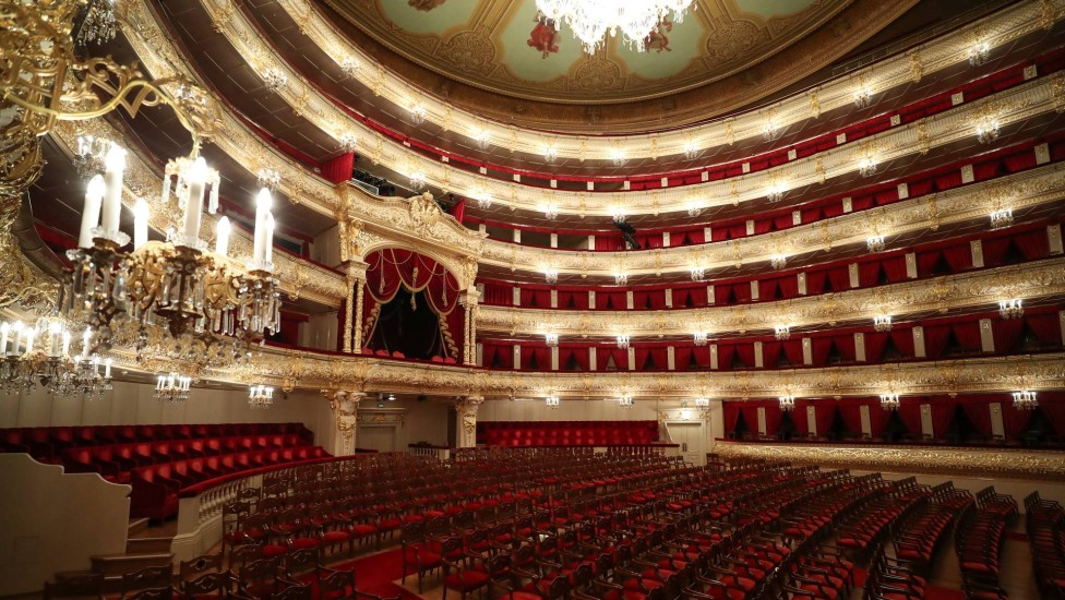 Alunos da rede municipal selecionados para a Escola de Teatro Bolshoi se preparam para iniciar estudos