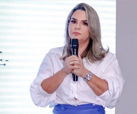 Prefeita de Conde apresenta potenciais da cidade na feira Expo Turismo Paraíba