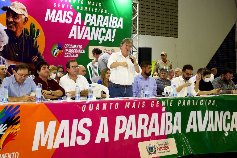 João Azevêdo volta ao Sertão para inaugurar mais obras e participar de plenária do Orçamento Democrático em Catolé