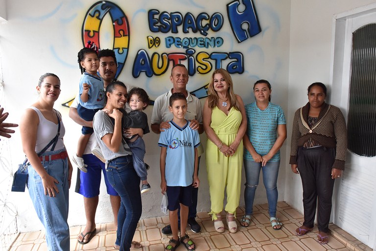 Primeira-dama do Estado visita Núcleo de Apoio à Criança Autista e discute novas parcerias em Monteiro