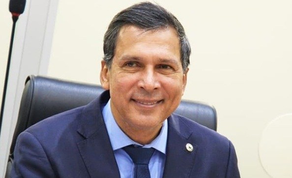 Ricardo Barbosa revela pendências na parceria com Efraim Filho e diz que deve ouvir governador sobre apoio a Aguinaldo Ribeiro