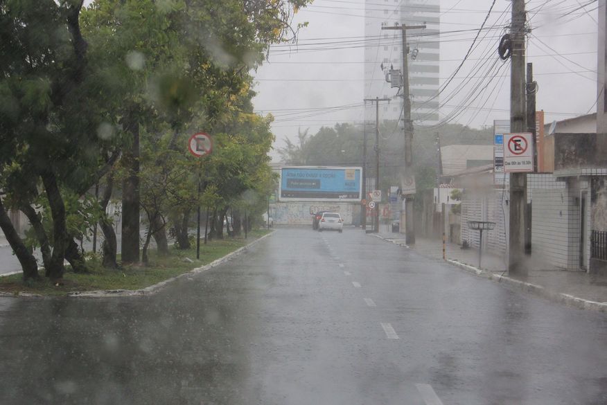 Inmet alerta para chuvas intensas em João Pessoa e em outros municípios do Litoral da Paraíba