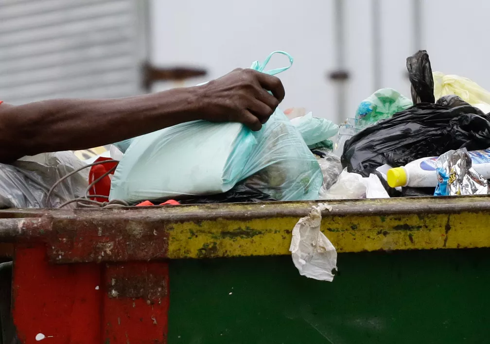 33 milhões passam fome no Brasil, que regride a quadro dos anos 90