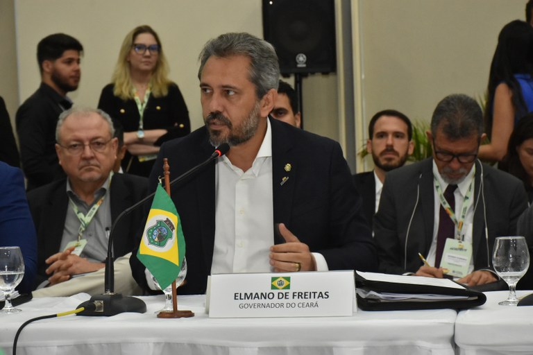 Governador do Ceará aponta necessidade de investimentos em saúde, turismo e geração de empregos