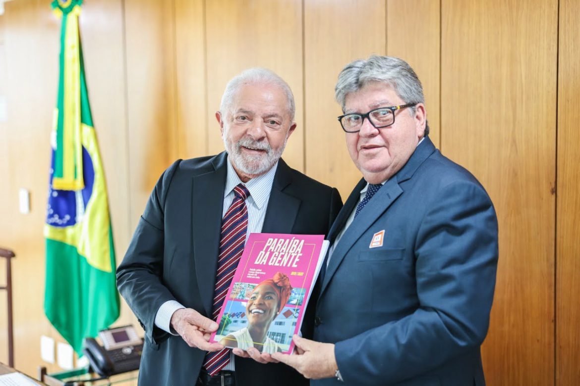 João Azevêdo participa hoje de encontro com Lula e outros governadores, em Brasília; governador apresentará prioridades da Paraíba