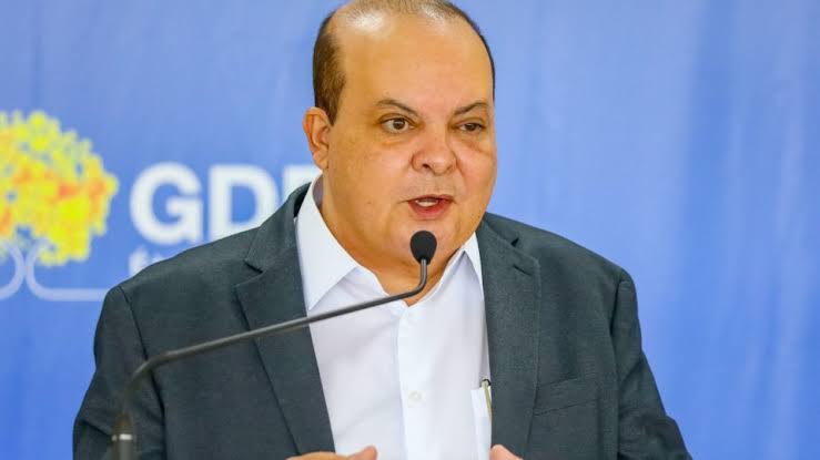 Moraes decide afastar o governador Ibaneis Rocha, do Distrito Federal, por 90 dias