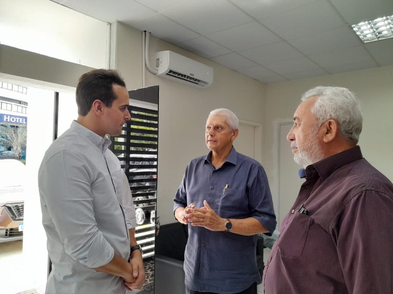 Vice-governador visita instalações do Cooperar e conhece funcionamento do PB Rural Sustentável