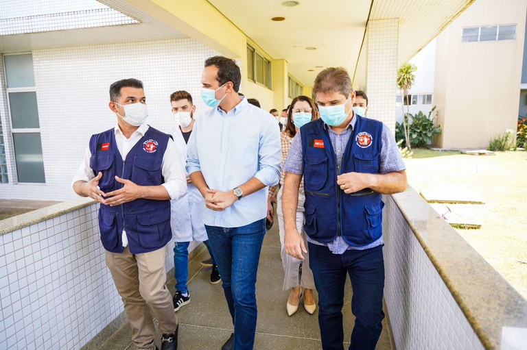 Vice-governador visita Hospital de Trauma em Campina Grande e acompanha ampliação de leitos pediátricos para casos de síndrome gripal infantil