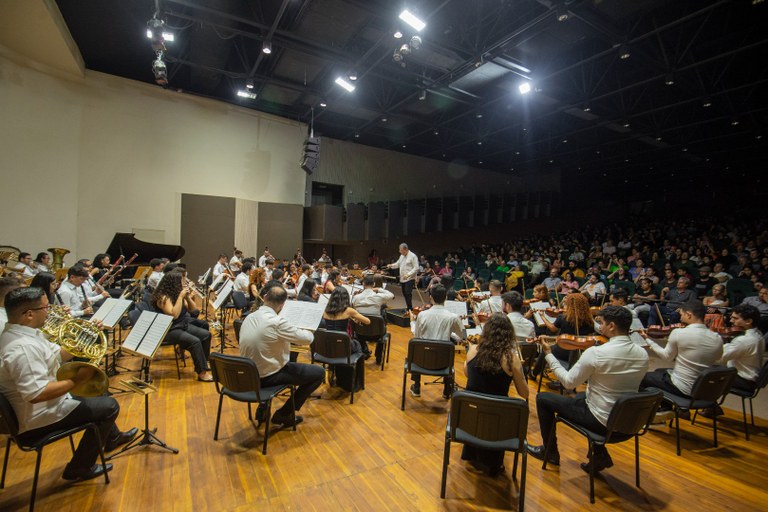 Concerto da Orquestra Sinfônica Jovem da Paraíba tem MPB, xote e baião