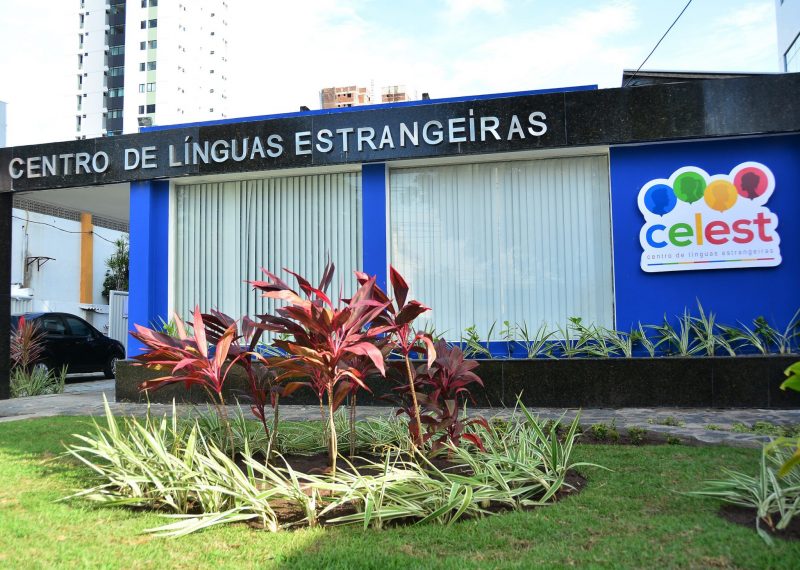 Centro de Línguas Estrangeiras abre inscrições neste sábado em João Pessoa