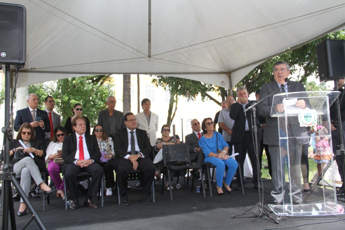 Roberto Paulino representa Governador João Azevêdo em cerimônia alusiva aos 93 anos da morte do Presidente João Pessoa