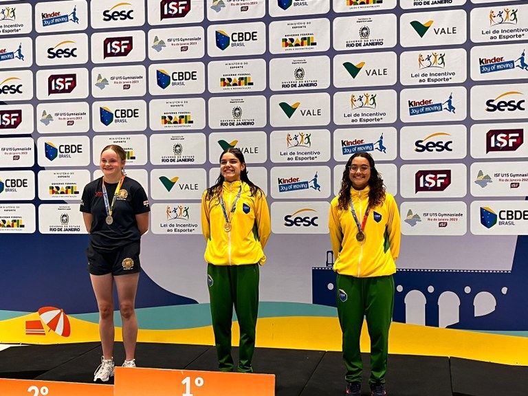 Paraibana conquista medalha de bronze na natação no Mundial Escolar Sub 15