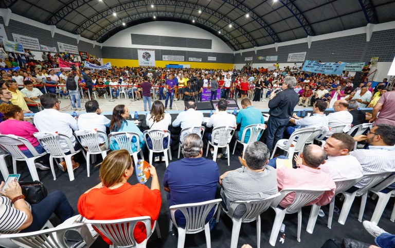 João Azevêdo entrega equipamentos e dialoga com a população em audiência do ODE com recorde de público em Guarabira