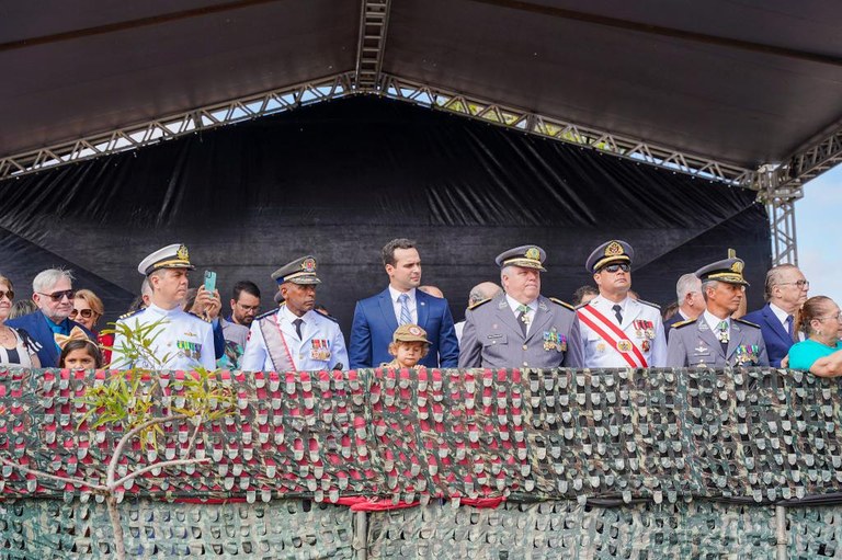 Vice-governador participa de desfile cívico-militar da Independência do Brasil em João Pessoa