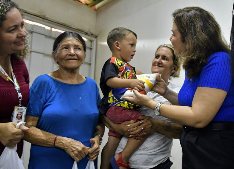 Programa do Leite chega às cidades de Areial e Esperança e passa a atender mais de 31 mil famílias