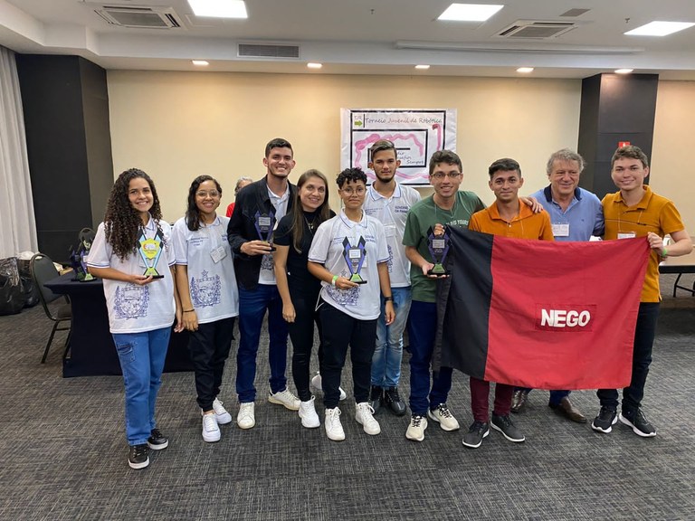 Estudantes da Rede Estadual de Ensino conquistam 1º lugar na etapa nacional do Torneio Juvenil de Robótica