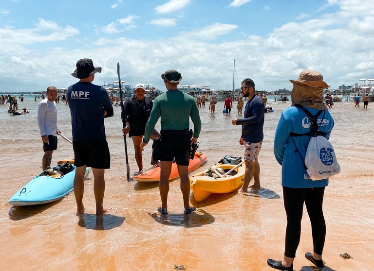 Operação Praia Limpa: Sudema e parceiros realizam ações educativas e fiscalização em Areia Vermelha
