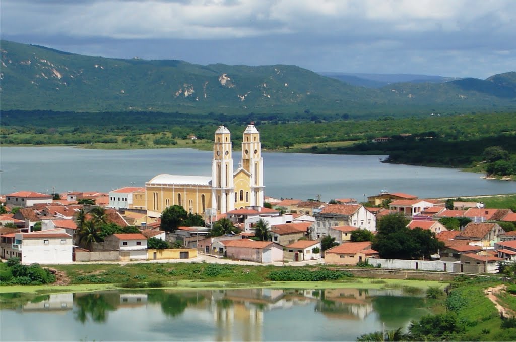 Santa Luzia mantém tradição de oásis cultural e político no Sertão da Paraíba