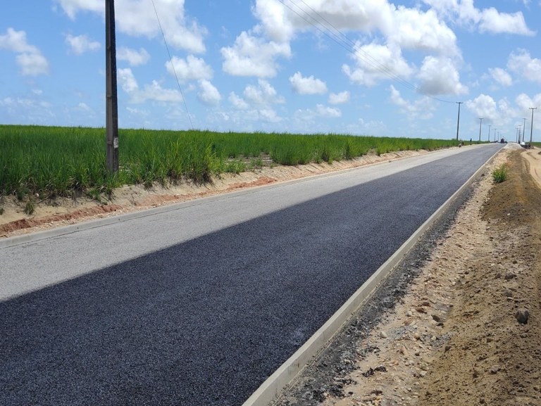 Governo da Paraíba intensifica obra que vai influenciar o turismo no Litoral Norte paraibano