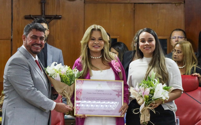 Primeira-dama Ana Maria Lins é homenageada em Sessão Especial da Câmara Municipal de João Pessoa