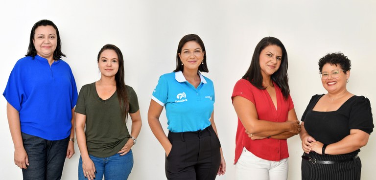 Rádio Tabajara tem principais programas diários apresentados por mulheres