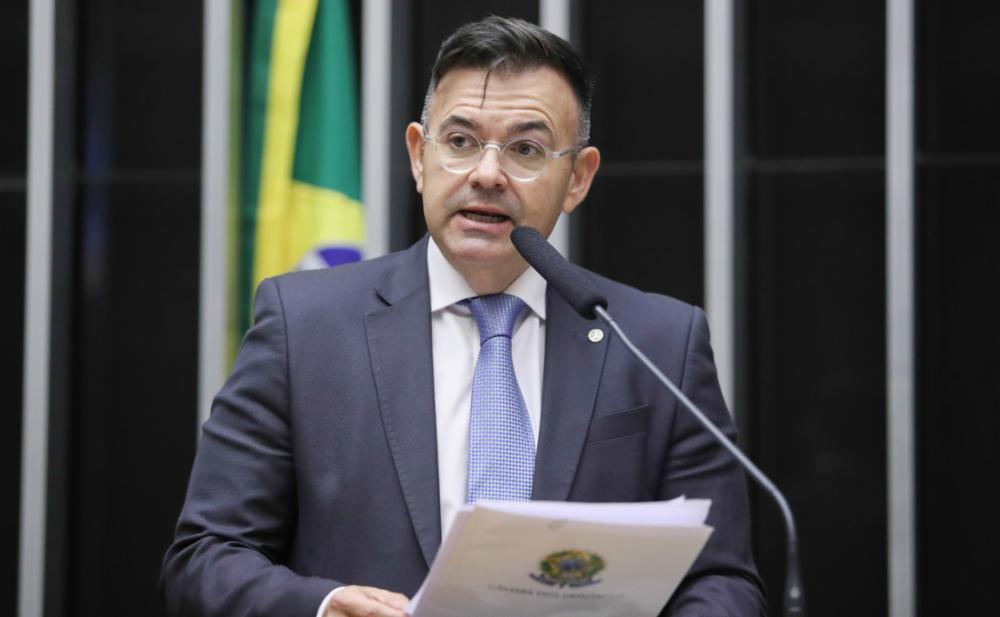 Câmara aprova PL relatado por Raniery Paulino que amplia operação Carro-Pipa no semiárido brasileiro 