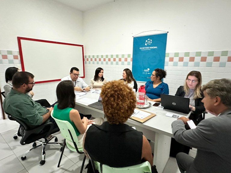 Escritório Social de Campina Grande recebe visita técnica de equipe do CNJ e órgãos de Justiça