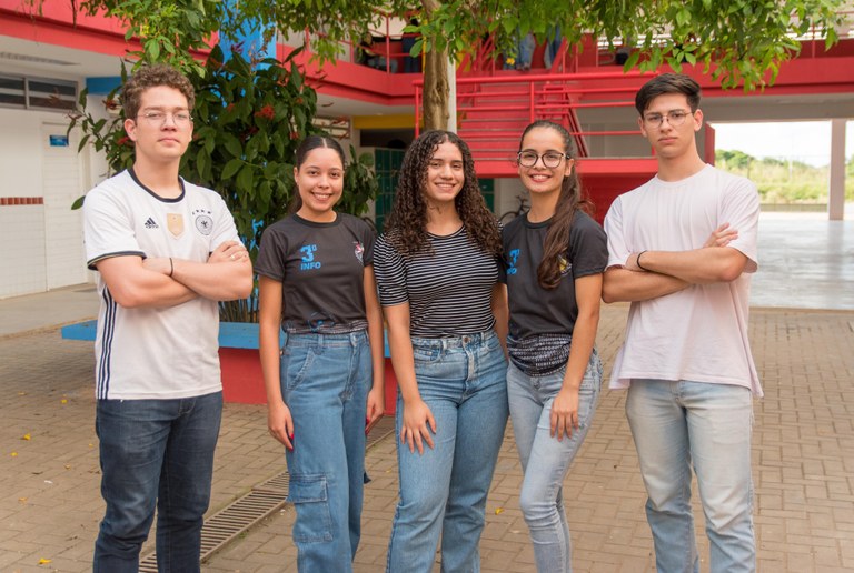 Equipe formada por estudantes da ECIT Cuité é a única da Paraíba a conquistar medalha na Olimpíada Brasileira de Tecnologia 2024