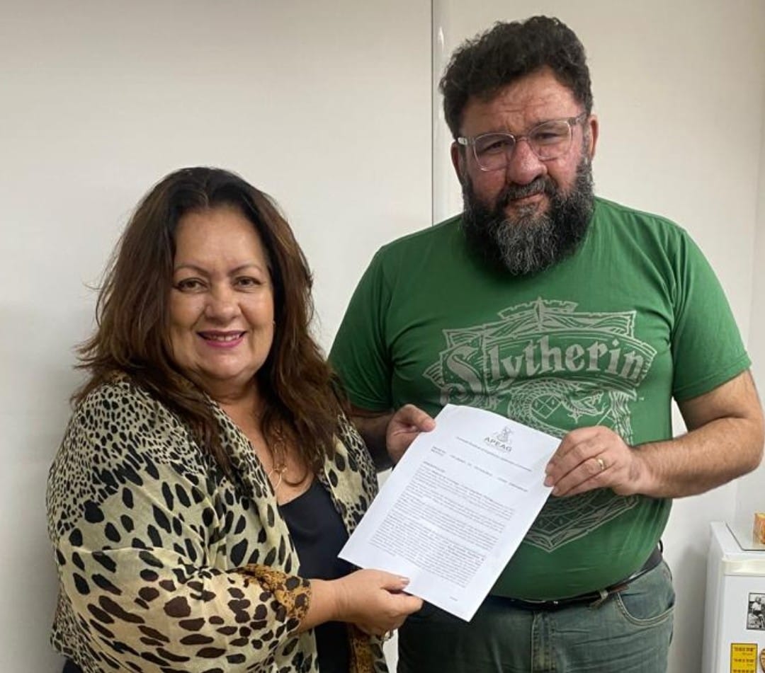 Claudio Furtado recebe presidente da APEAG, Carmem Eleonôra, para dialogar sobre o projeto Mulheres na Tecnologia