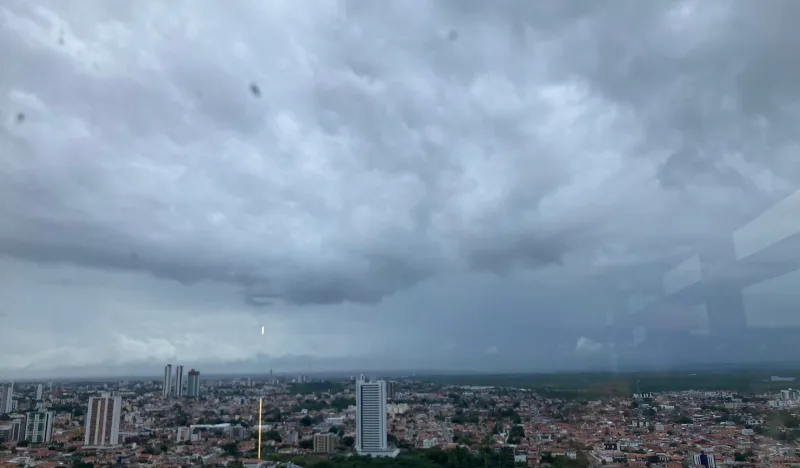 Meteorologia emite alerta de chuvas intensas para 35 municípios paraibanos