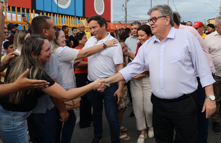 Em Pombal, João Azevêdo preside audiência do Orçamento Democrático e população elege prioridades de investimentos