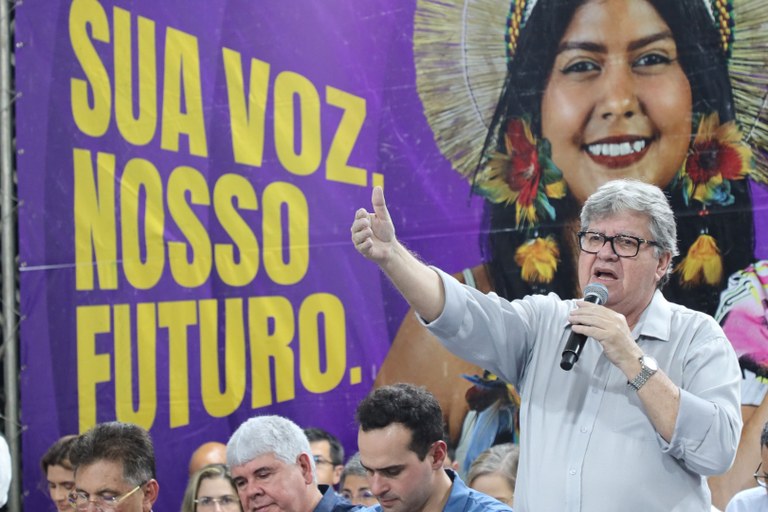 João Azevêdo preside penúltima e maior audiência do Orçamento Democrático na região de Itabaiana