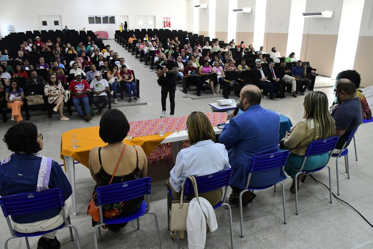 Conferência intermunicipal discute políticas públicas para fortalecimento da economia solidária