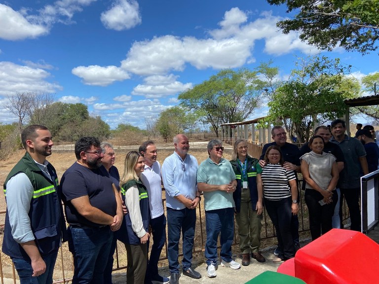 João Azevêdo visita Vale dos Dinossauros e destaca importância da reforma e revitalização do museu para o turismo