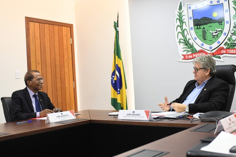 Governador recebe presidente do TJPB e trata de Encontro que irá reunir presidentes de Tribunais de Justiça de todo o país