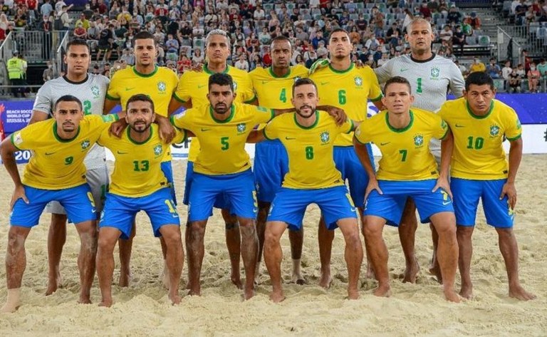 Seleção brasileira hexacampeã mundial de futebol de areia será homenageada na arena Paraíba Beach Games