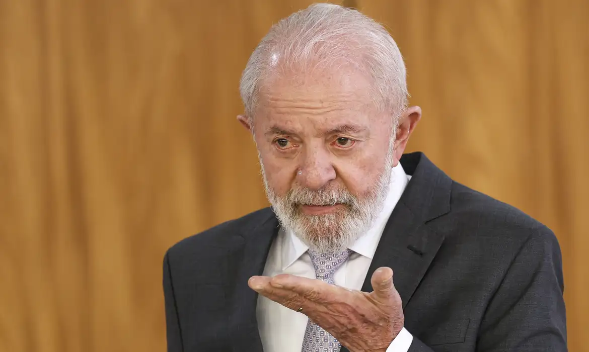 Lula defende PEC da Segurança e diz que não vai fazer GLO nos estados