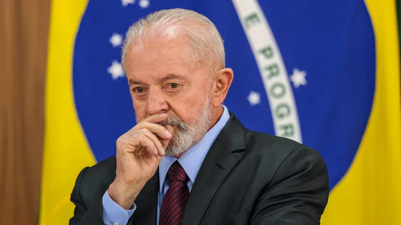 Governo Lula avalia trocas em mais três ministérios; veja quem pode sair