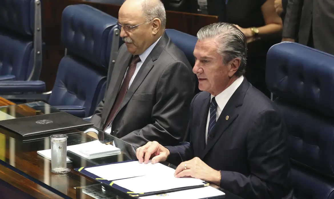 Moraes dá 48 horas para defesa informar estado de saúde de Collor Moraes dá 48 horas para defesa informar estado de saúde de Collor