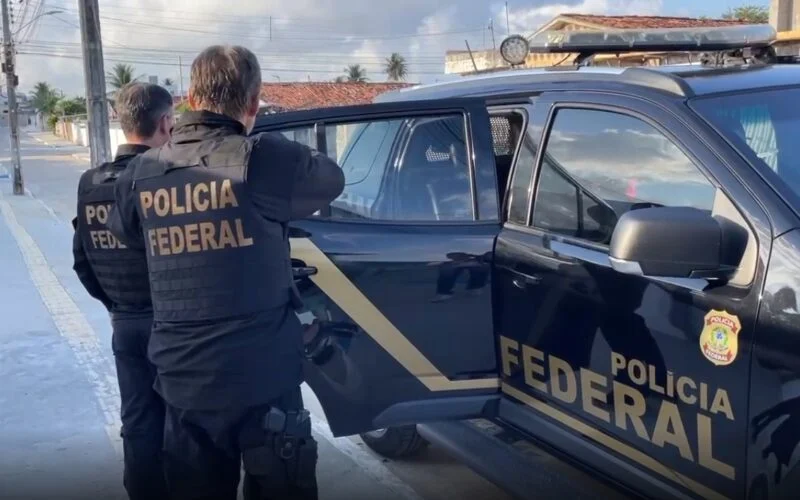 PF deflagra operação contra hackers que invadiram contas de prefeitura na PB e desviaram R$ 82 mil PF deflagra operação contra hackers que invadiram contas de prefeitura na PB e desviaram R$ 82 mil