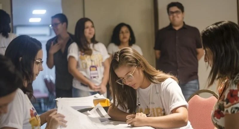 Inscrições para programa Primeira Chance 2025 terminam hoje; bolsas são de R$ 500